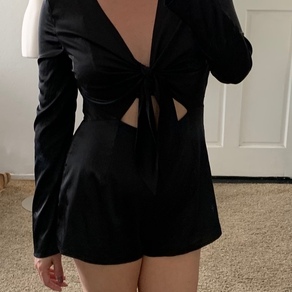 Black Front Knot Romper Playsuit L - Picture 3 of 8